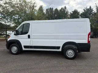 Ram ProMaster 2025 Tradesman 2500 136 WB 3dr Techo Bajo Furgón de Carga sin Asiento de Pasajero