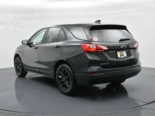 Chevrolet Equinox 2020 LS 4dr SUV con 1LS