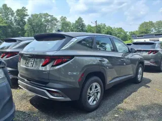 Hyundai TUCSON 2025 AWD SE 4dr SUV