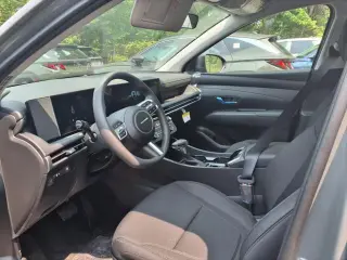 Hyundai TUCSON 2025 AWD SE 4dr SUV