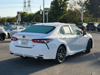 Toyota Camry 2024 SE 4dr Sedán