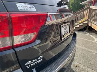 Jeep Grand Cherokee 2011 4x4 Limited 4dr SUV
