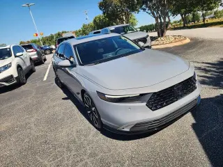 Honda Accord Hybrid 2024 Touring 4dr Sedán