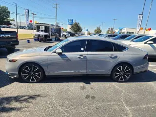 Honda Accord Hybrid 2024 Touring 4dr Sedán