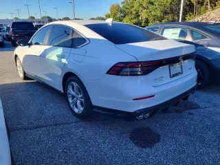 Honda Accord 2024 LX 4dr Sedán
