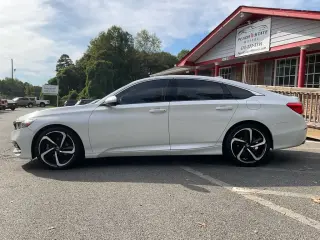 Honda Accord 2019 Sport 4dr Sedán (1.5T I4 CVT)