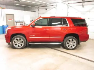 GMC Yukon 2015 4x4 Denali 4dr SUV