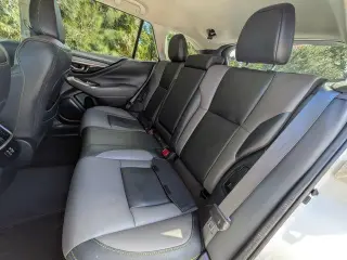 Subaru Outback 2024 AWD Edición Onyx 4dr Crossover