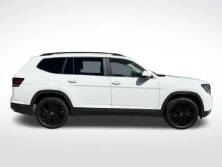 Volkswagen Atlas 2022 V6 SE 4dr SUV con Tecnología