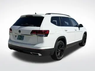 Volkswagen Atlas 2022 V6 SE 4dr SUV con Tecnología