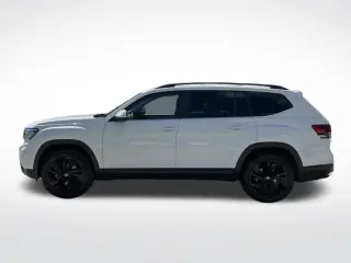 Volkswagen Atlas 2022 V6 SE 4dr SUV con Tecnología