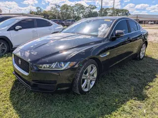 Jaguar XE 2017 25t Prestige 4dr Sedán