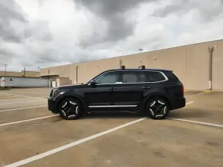 Kia Telluride 2023 AWD S 4dr SUV