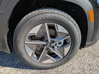 Hyundai TUCSON 2026 SEL 4dr SUV