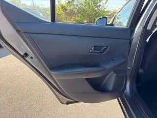 Nissan Sentra 2025 SV 4dr Sedán