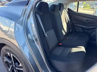 Nissan Sentra 2025 SV 4dr Sedán
