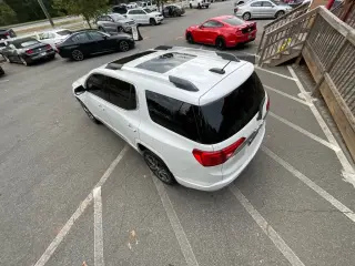 GMC Acadia 2019 Denali 4 SUV