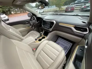 GMC Acadia 2019 Denali 4 SUV