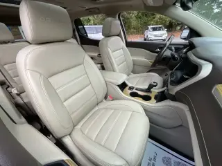 GMC Acadia 2019 Denali 4 SUV