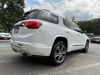 GMC Acadia 2019 Denali 4 SUV