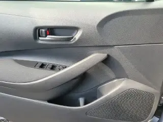Toyota Corolla 2025 LE 4dr Sedán