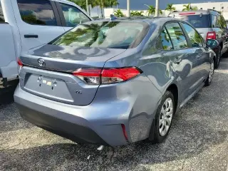 Toyota Corolla 2025 LE 4dr Sedán