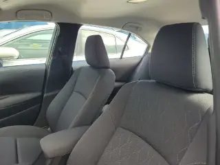 Toyota Corolla 2025 LE 4dr Sedán