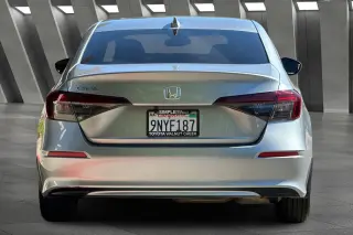 Honda Civic 2025 LX 4dr Sedán