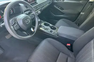 Honda Civic 2025 LX 4dr Sedán