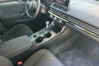 Honda Civic 2025 LX 4dr Sedán