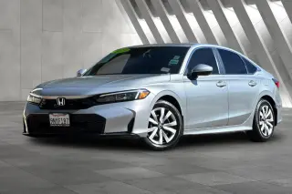Honda Civic 2025 LX 4dr Sedán