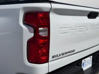 Chevrolet Silverado 2500HD 2025 4x4 Custom 4dr Crew Cab SB