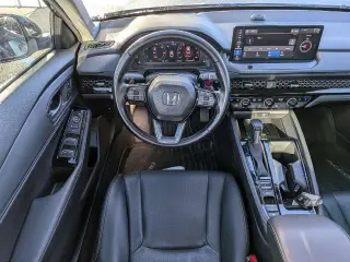 Honda Accord Hybrid 2024 Touring 4dr Sedán