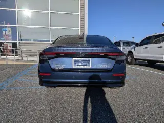 Honda Accord Hybrid 2024 Touring 4dr Sedán