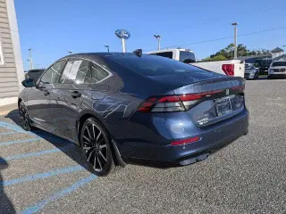 Honda Accord Hybrid 2024 Touring 4dr Sedán