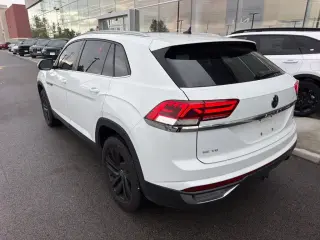 Volkswagen Atlas Cross Sport 2022 AWD V6 SE 4Motion 4dr SUV w/Technology
