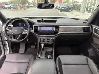 Volkswagen Atlas Cross Sport 2022 AWD V6 SE 4Motion 4dr SUV w/Technology