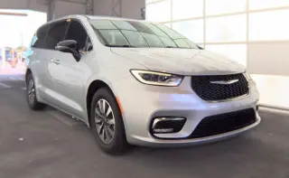 Chrysler Pacifica Híbrido Enchufable 2024 Select Van Familiar 4 puertas