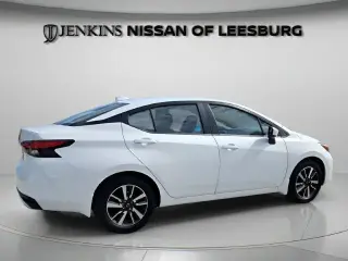 Nissan Versa 2025 SV 4dr Sedán