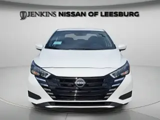 Nissan Versa 2025 SV 4dr Sedán