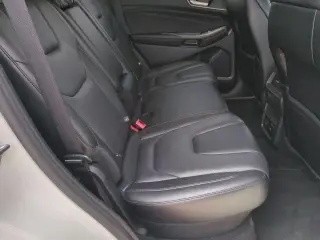 Ford Edge 2022 AWD Titanium 4dr Crossover