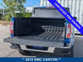 GMC Canyon 2019 4x2 SLT 4dr Crew Cab 5 ft. SB