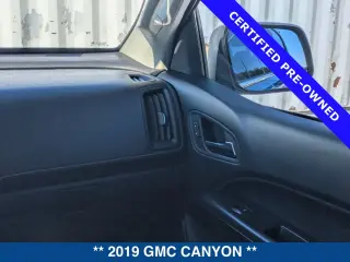 GMC Canyon 2019 4x2 SLT 4dr Crew Cab 5 ft. SB