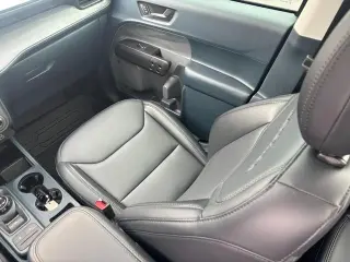Ford Maverick 2026 AWD Lariat 4dr SuperCrew 4.5 ft. SB