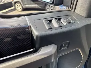Ford F-150 2020 4x4 Raptor 4dr SuperCrew 5.5 ft. SB