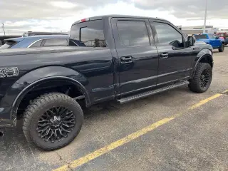 Ford F-150 2020 4x4 Lariat 4dr SuperCrew 6.5 ft. SB