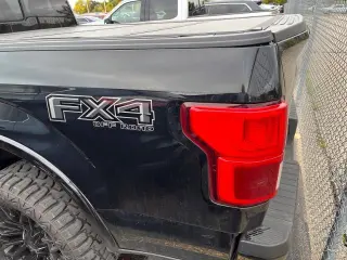 Ford F-150 2020 4x4 Lariat 4dr SuperCrew 6.5 ft. SB