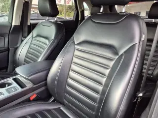 Ford Edge 2022 AWD SEL 4dr Crossover