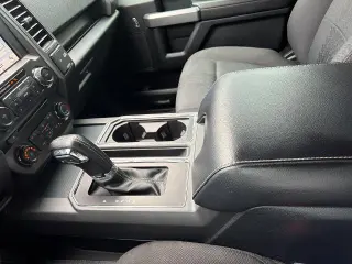 Ford F-150 2018 4x4 XLT 4dr SuperCrew 5.5 ft. SB