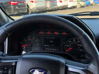 Ford F-150 2016 4x4 XLT 4dr SuperCrew 5.5 ft. SB